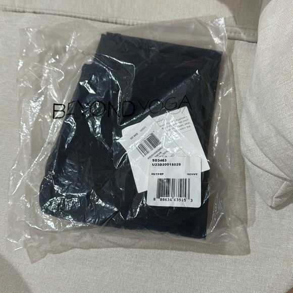 beyond yoga at your leisure high waisted midi legging - Picture 1 of 6